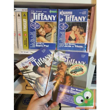 4 db-os Tiffany: Érzéki! füzet (83, 87, 37, 71)