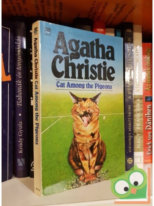 Agatha Christie: Cat among the pigeons (Hercule Poirot 34.)