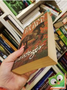 Vavyan Fable: Ezüstegér