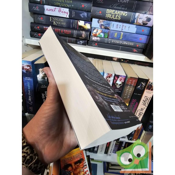 K. A. Tucker: A Fate of Wrath and Flame - Harag és lángok sorsa (Sors és tűz 1.) (Fine selection, Zafír pöttyös)