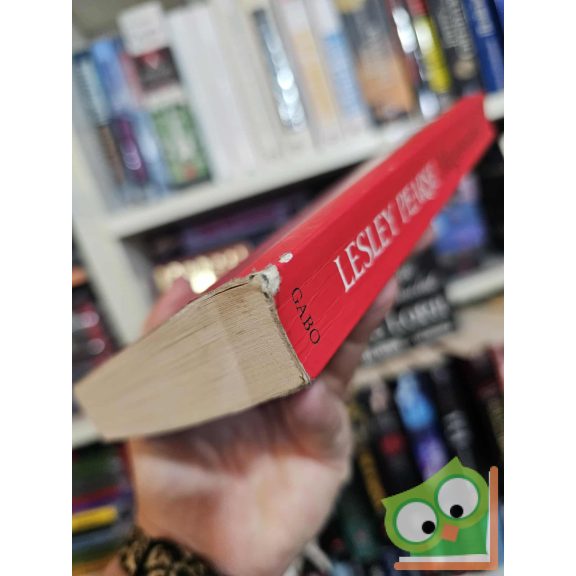 Lesley Pearse: Megtévesztés (ritka)