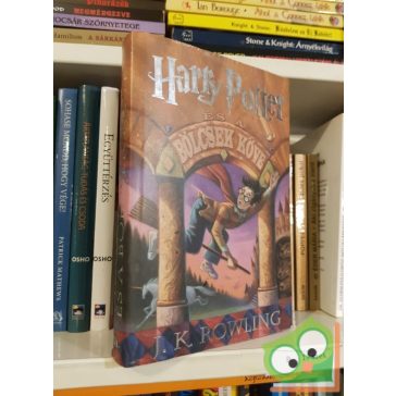   J. K. Rowling: Harry Potter és a bölcsek köve (Harry Potter 1.)