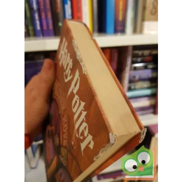   J. K. Rowling: Harry Potter és a bölcsek köve (Harry Potter 1.)