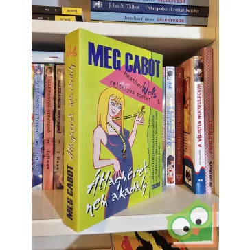   Meg Cabot: Átlagméret nem akadály  (Heather Wells rejtélyes esetei 1.)