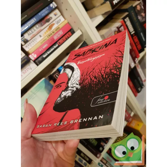 Sarah Rees Brennan: Boszorkányszezon (Sabrina hátborzongató kalandjai 1.) (Netflix sorozat) (újszerű)