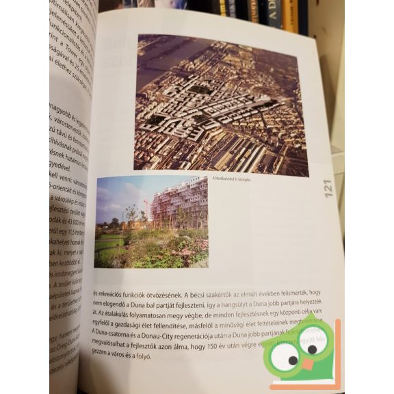 Juharos Róbert(szerk.): Budapest holnap, holnapután