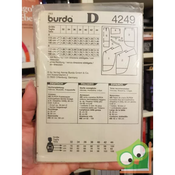 Burda szabásmintával (4249)