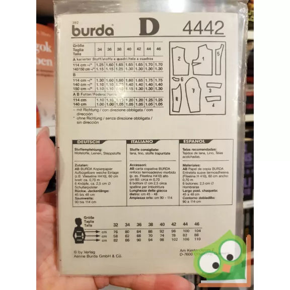 Burda szabásmintával (4442)