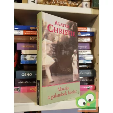   Agatha Christie: Macska a galambok között  (Hercule Poirot 32.) (keménytáblás)