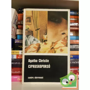 Agatha Christie: Cipruskoporsó (Hercule Poirot 21.)