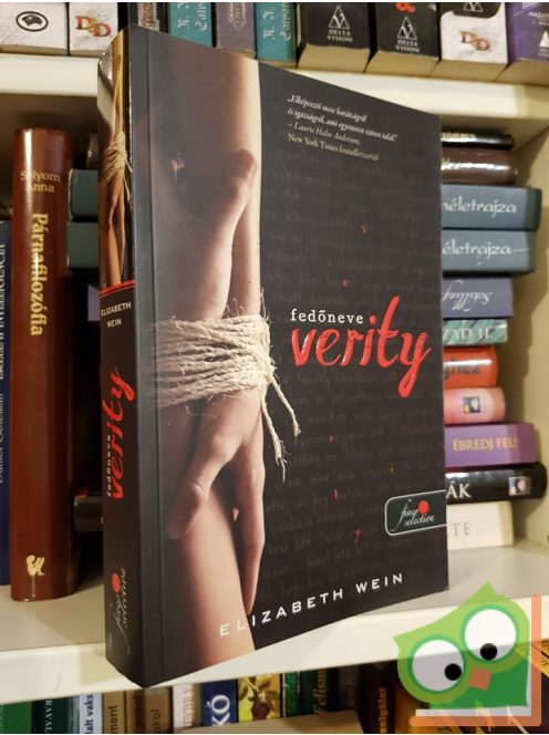 Elizabeth Wein: Fedőneve Verity    (Fine selection)