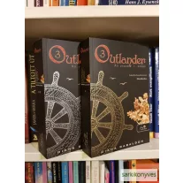 Diana Gabaldon: Az utazó 1–2.  (Outlander 3.)