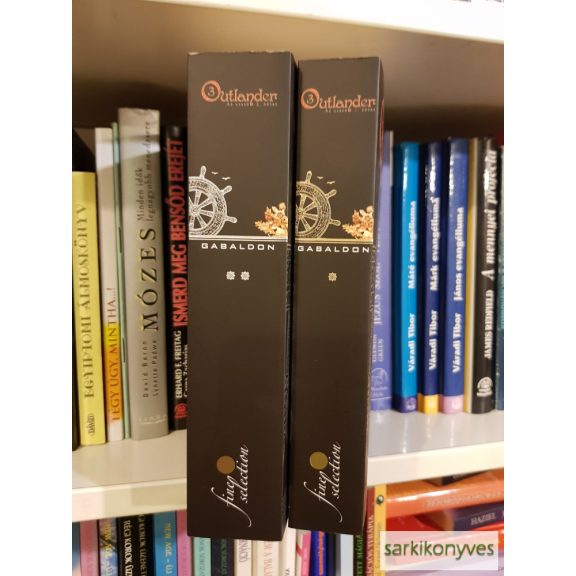 Diana Gabaldon: Az utazó 1–2.  (Outlander 3.)