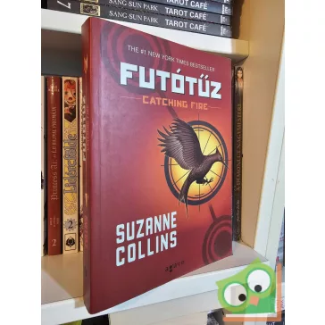   Suzanne Collins: Futótűz (Az éhezők viadala trilógia 2.)