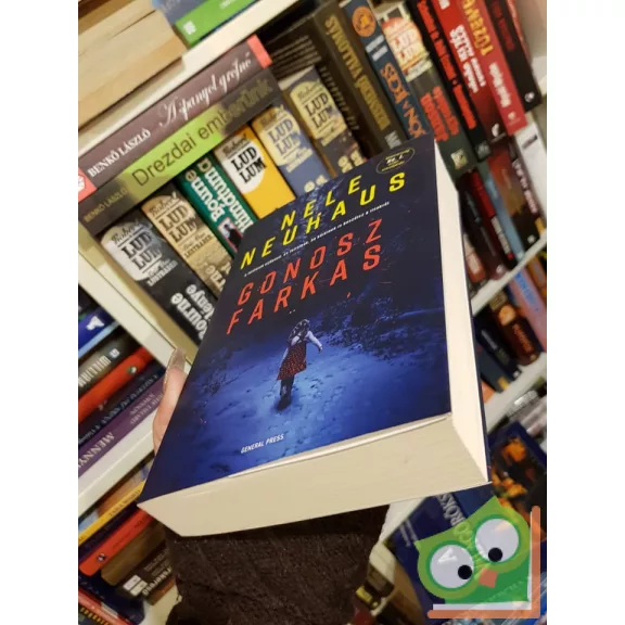 Nele Neuhaus: Gonosz farkas (Kirchhoff és Bodenstein 6.)