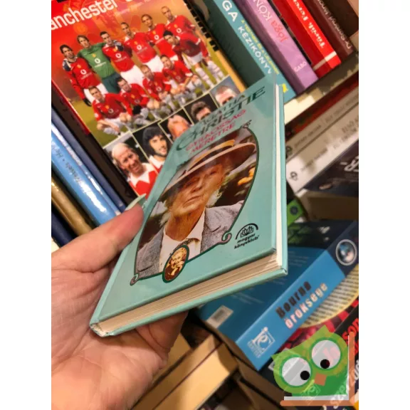 Agatha Christie: Gyilkosság méretre (Miss Marple 14.)