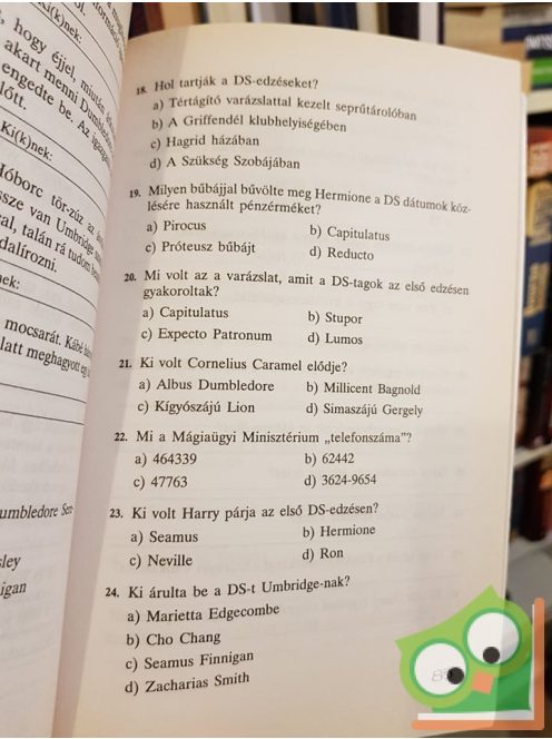 Huzsvai Dóra - Rose Kinga: Harry Potter tesztkönyv kezdőknek és haladóknak  (Ritka!)