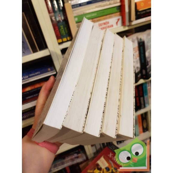 Időfutár 5 db-os könyvcsomag (1-5.) (dedikált)