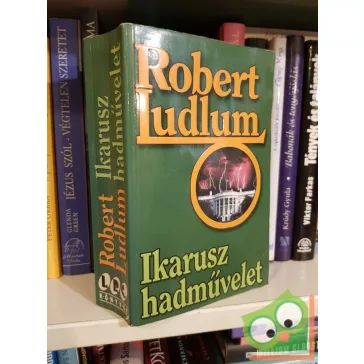 Robert Ludlum: Ikarusz hadművelet