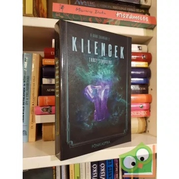   Tracy Townsend: Kilencek (A sors tolvajai 1.) (Főnix Astra) (új)