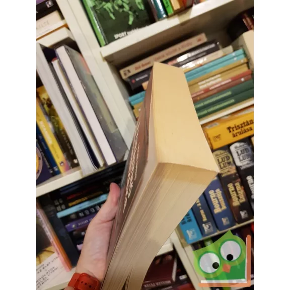 Leon Uris: A királynő törvényszéke