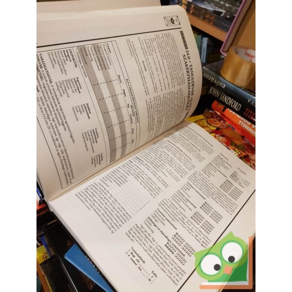 S. Coleman Charlton: Középfölde szerepjáték (A Gyűrűk Ura Szerepjáték)