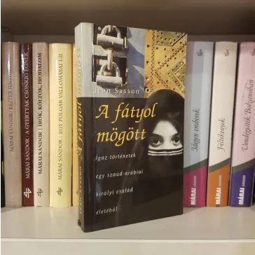 Jean Sasson: A ​fátyol mögött
