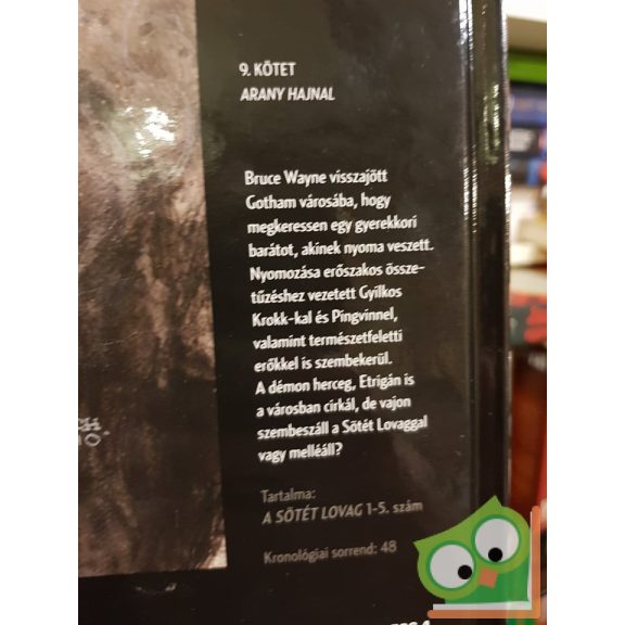 DC - A legendás Batman 9. - Arany hajnal (fóliás)