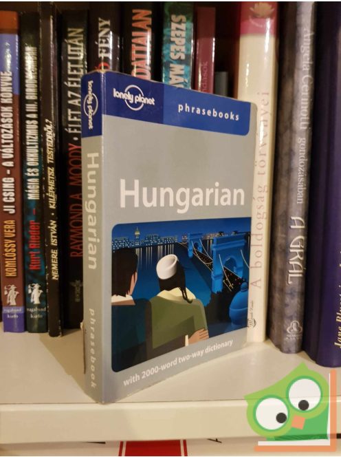 Christina Mayer: Hungarian (Lonely Planet Phrasebooks)