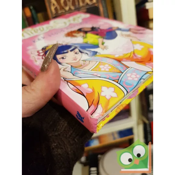 Prunella Bat: Kék Hold hercegnő (Milla és Sugar 6.)