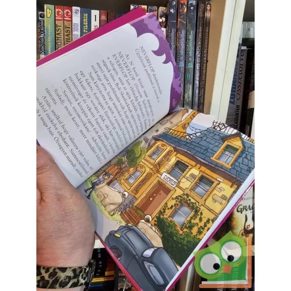 Roberto Pavanello: Négy barátnő, egy rejtély (Béta Trió 1.)