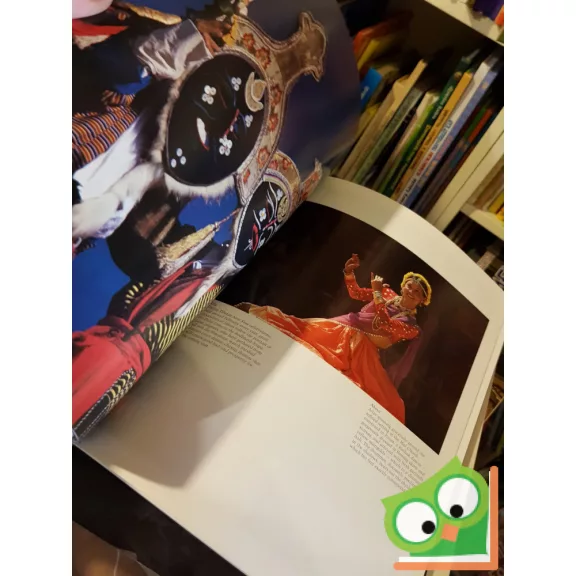 A Word in Colour nepal (angolul)