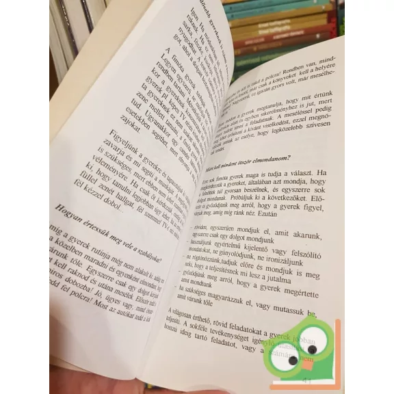 László Zsuzsa: Az örökmozgó gyerek (Ritka)