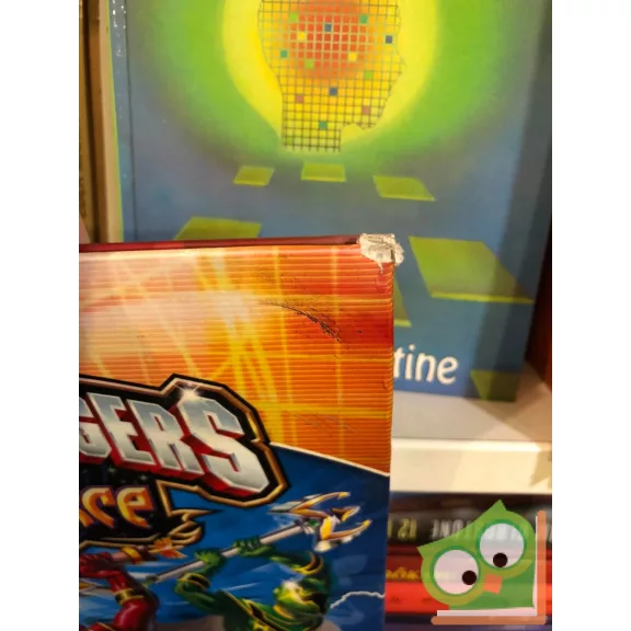 Power Rangers - Mystic Force Nagykönyv