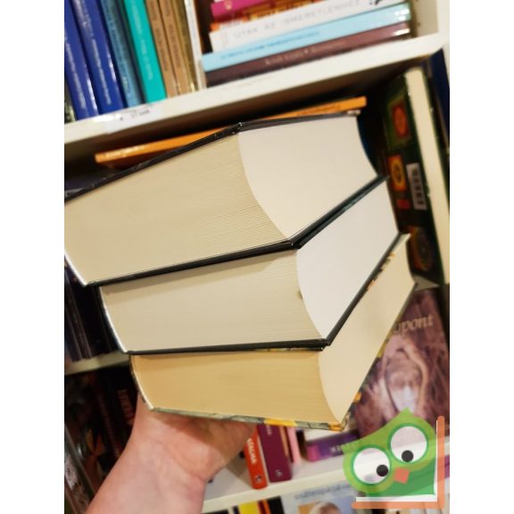 Anthony Ryan: Hollóárnyék trilogia ( 3 kötet egyben )