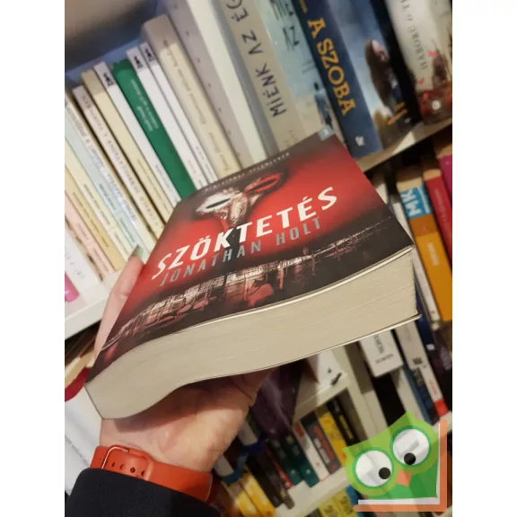 Jonathan Holt: Szöktetés (Carnivia-trilógia 2.)