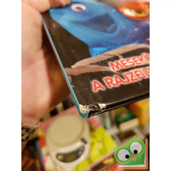 Tomanné Jankó Katalin (szerk.): Szörnyek az Űrlények ellen (Dreamworks)