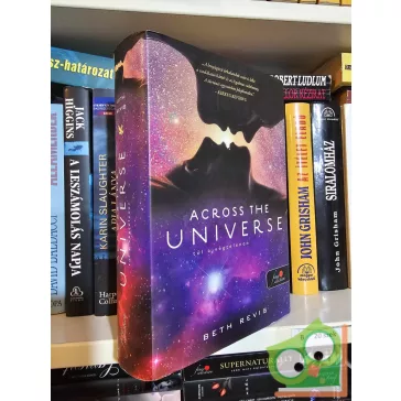   Beth Revis: Across the Universe - Túl a végtelenen  (Túl a végtelenen 1.) (fine selection) (14 éves kortól)