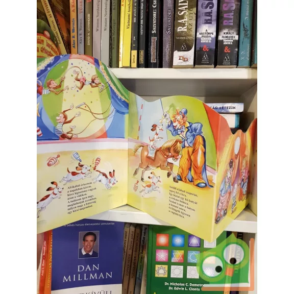 Juhász Magda: Vidám barátaink a cirkuszban