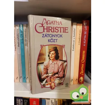 Agatha Christie: Zátonyok közt